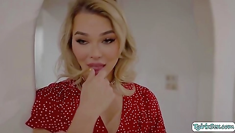 Deepthroat action in this hot sex movie with a hot blonde